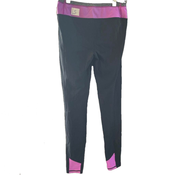 Women's Victoria's Secret Black & Pink Leggings Size S - Picture 3 of 4